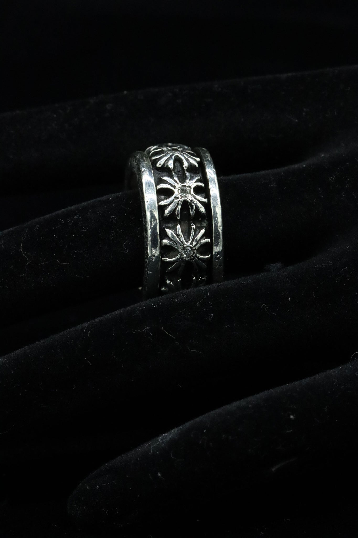 ***SOLD*** Authentic Chrome Hearts Spinner Ring in Sterling Silver with VS1 Diamonds on every Cross Size 9.5